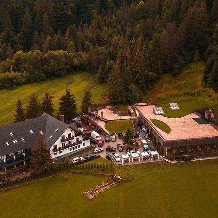 Hotel Ieremia Movila Sucevita Exteriör bild