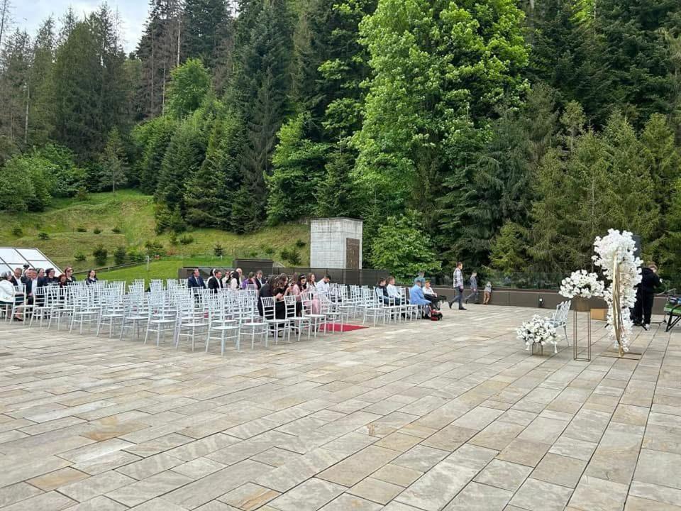 Hotel Ieremia Movila Sucevita Exteriör bild